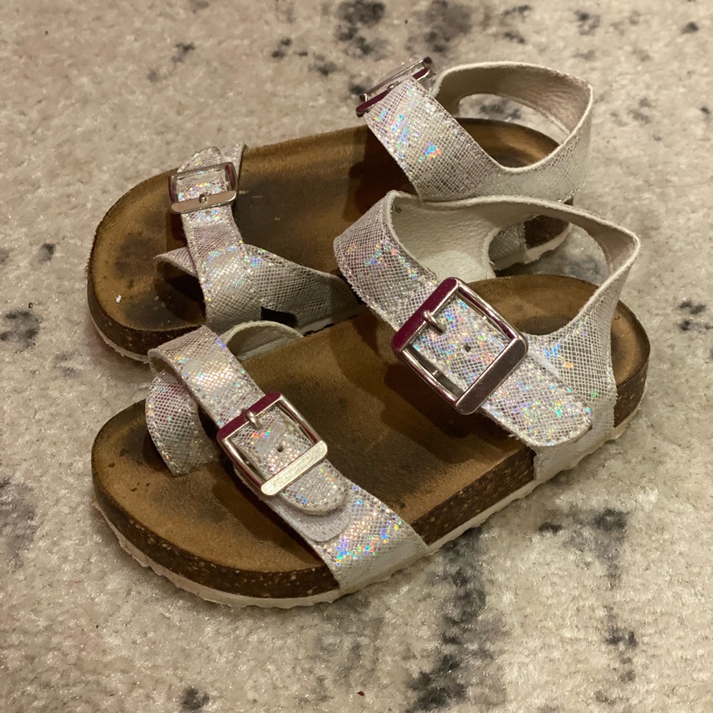 Toddler size 7 sparkle sandals